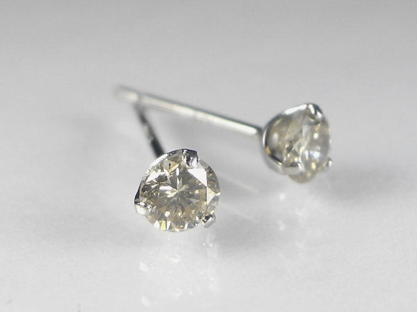 PTダイヤスタッド ピアス 0.2CT